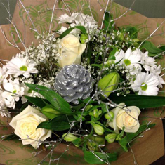 Silver Santa Handtie