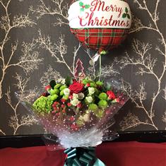 Festive Aqua Box with Balloon Giftset 1